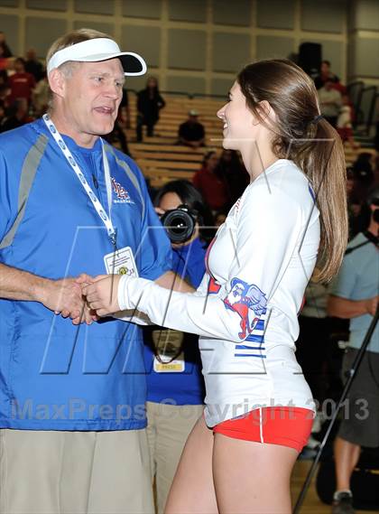 Thumbnail 1 in Los Alamitos vs. Mater Dei (CIF SS 1AA Final) photogallery.