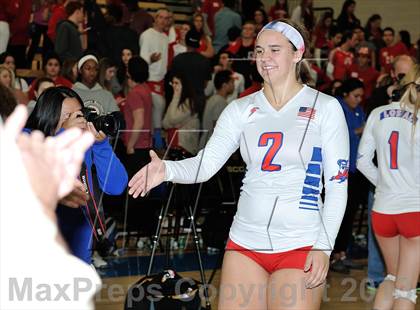 Thumbnail 1 in Los Alamitos vs. Mater Dei (CIF SS 1AA Final) photogallery.