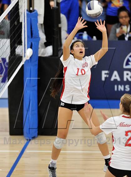 Thumbnail 2 in Los Alamitos vs. Mater Dei (CIF SS 1AA Final) photogallery.