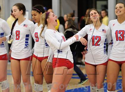 Thumbnail 2 in Los Alamitos vs. Mater Dei (CIF SS 1AA Final) photogallery.