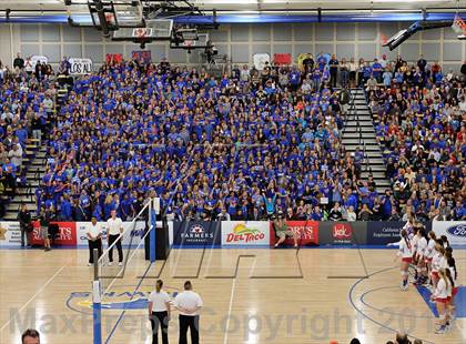 Thumbnail 3 in Los Alamitos vs. Mater Dei (CIF SS 1AA Final) photogallery.