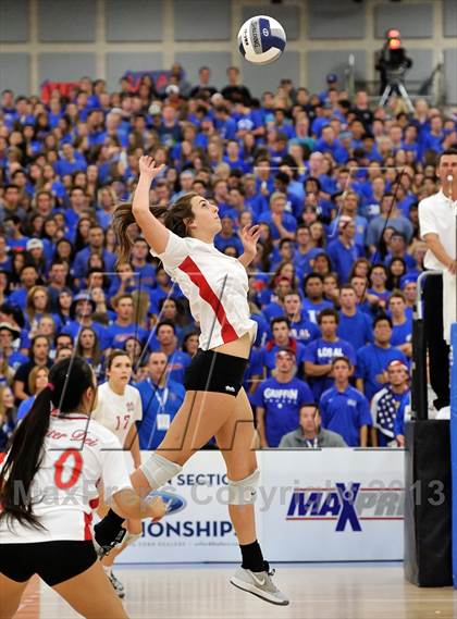 Thumbnail 2 in Los Alamitos vs. Mater Dei (CIF SS 1AA Final) photogallery.