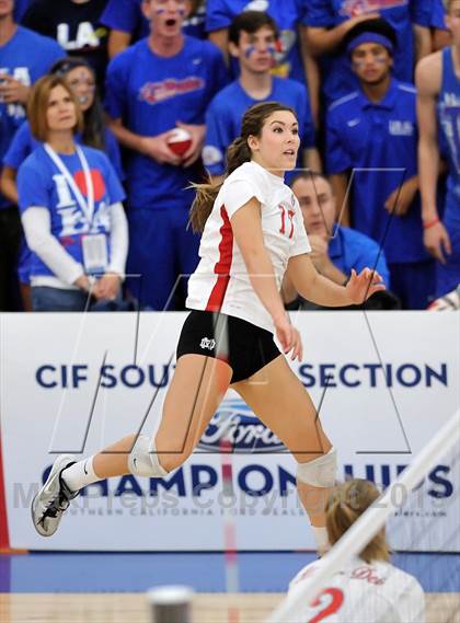 Thumbnail 1 in Los Alamitos vs. Mater Dei (CIF SS 1AA Final) photogallery.