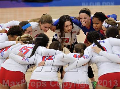 Thumbnail 3 in Los Alamitos vs. Mater Dei (CIF SS 1AA Final) photogallery.