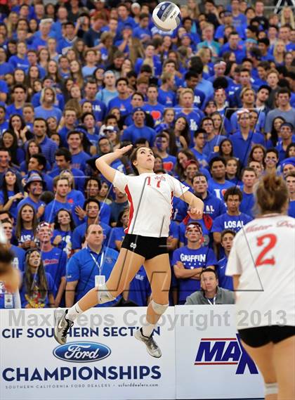 Thumbnail 1 in Los Alamitos vs. Mater Dei (CIF SS 1AA Final) photogallery.