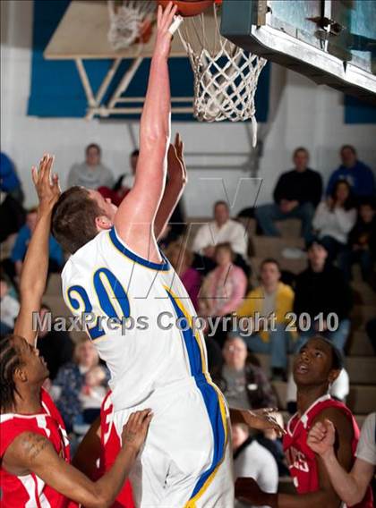 Thumbnail 3 in Holmes @ Newport Central Catholic photogallery.
