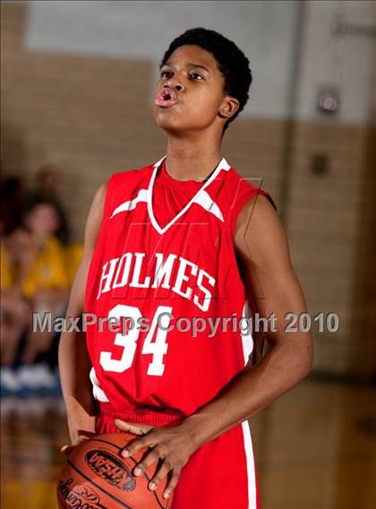 Thumbnail 3 in Holmes @ Newport Central Catholic photogallery.