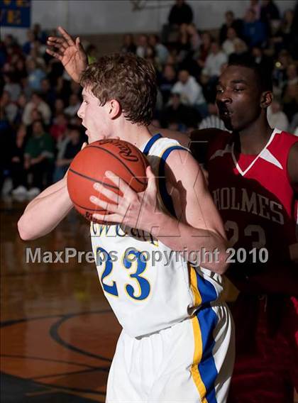 Thumbnail 2 in Holmes @ Newport Central Catholic photogallery.