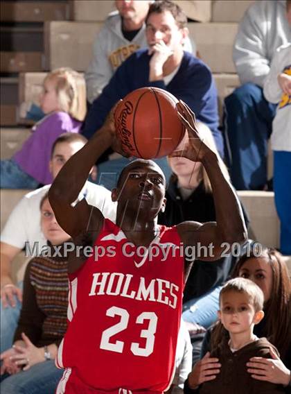 Thumbnail 3 in Holmes @ Newport Central Catholic photogallery.