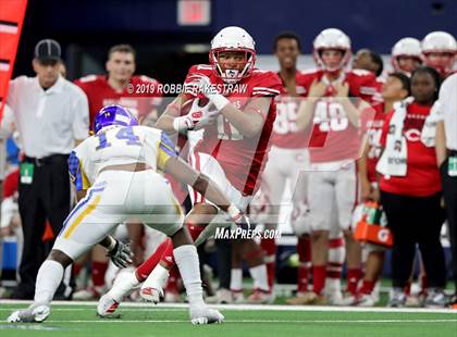 Thumbnail 3 in La Vega vs. Carthage (UIL 4A Division 1 Final) photogallery.
