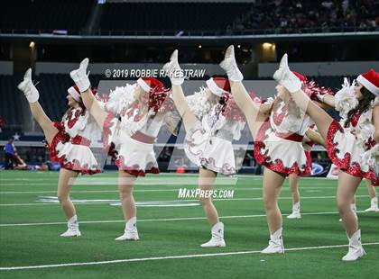 Thumbnail 2 in La Vega vs. Carthage (UIL 4A Division 1 Final) photogallery.