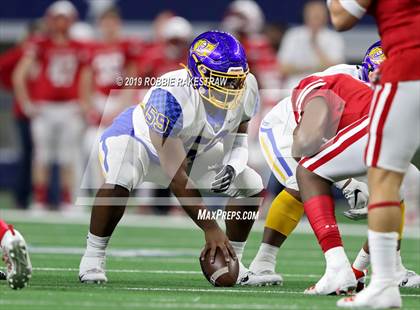 Thumbnail 1 in La Vega vs. Carthage (UIL 4A Division 1 Final) photogallery.