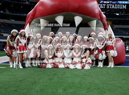 Thumbnail 1 in La Vega vs. Carthage (UIL 4A Division 1 Final) photogallery.