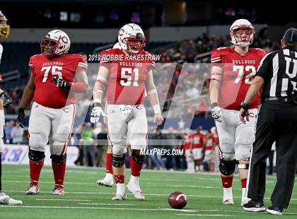 Thumbnail 2 in La Vega vs. Carthage (UIL 4A Division 1 Final) photogallery.