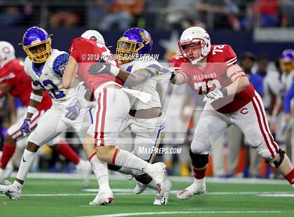 Thumbnail 2 in La Vega vs. Carthage (UIL 4A Division 1 Final) photogallery.
