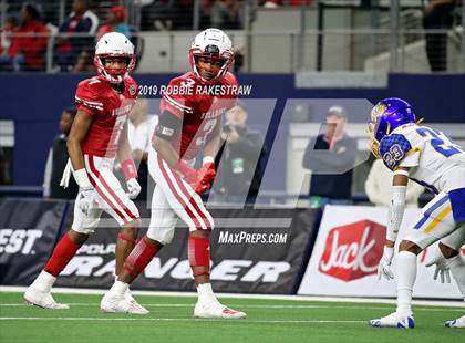 Thumbnail 1 in La Vega vs. Carthage (UIL 4A Division 1 Final) photogallery.