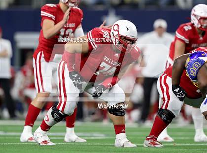 Thumbnail 3 in La Vega vs. Carthage (UIL 4A Division 1 Final) photogallery.