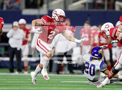 Thumbnail 1 in La Vega vs. Carthage (UIL 4A Division 1 Final) photogallery.