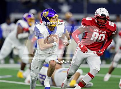 Thumbnail 3 in La Vega vs. Carthage (UIL 4A Division 1 Final) photogallery.