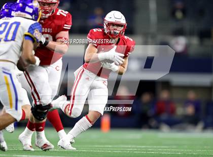 Thumbnail 3 in La Vega vs. Carthage (UIL 4A Division 1 Final) photogallery.