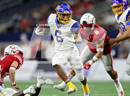 Thumbnail 1 in La Vega vs. Carthage (UIL 4A Division 1 Final) photogallery.