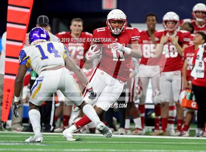Thumbnail 2 in La Vega vs. Carthage (UIL 4A Division 1 Final) photogallery.
