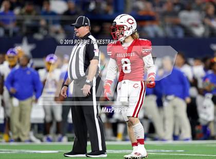 Thumbnail 3 in La Vega vs. Carthage (UIL 4A Division 1 Final) photogallery.