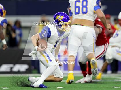 Thumbnail 3 in La Vega vs. Carthage (UIL 4A Division 1 Final) photogallery.