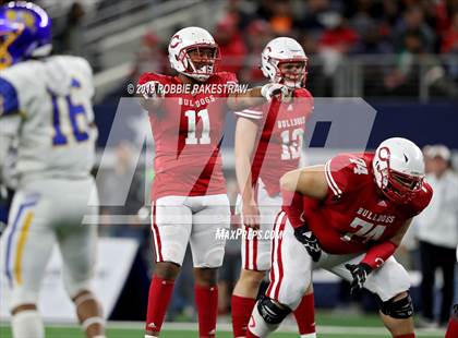 Thumbnail 2 in La Vega vs. Carthage (UIL 4A Division 1 Final) photogallery.