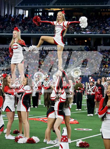 Thumbnail 1 in La Vega vs. Carthage (UIL 4A Division 1 Final) photogallery.
