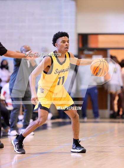 Thumbnail 2 in Sequoyah vs. Columbia (New Years Classic) photogallery.