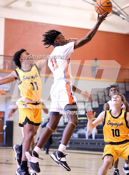 Thumbnail 3 in Sequoyah vs. Columbia (New Years Classic) photogallery.