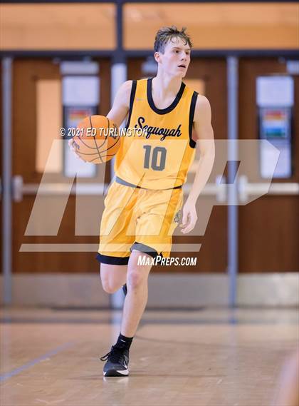 Thumbnail 1 in Sequoyah vs. Columbia (New Years Classic) photogallery.