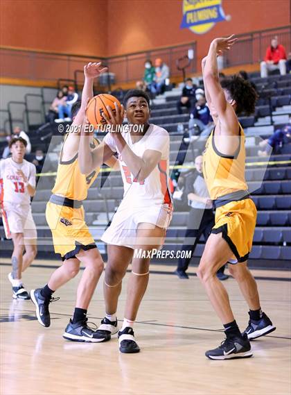 Thumbnail 3 in Sequoyah vs. Columbia (New Years Classic) photogallery.