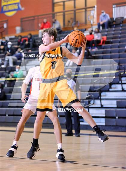 Thumbnail 3 in Sequoyah vs. Columbia (New Years Classic) photogallery.
