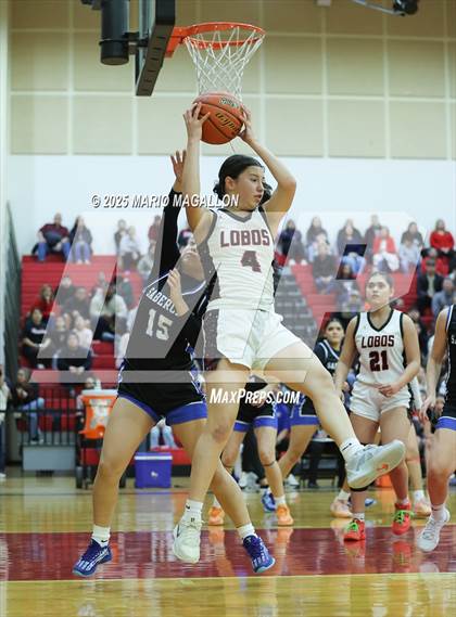 Thumbnail 1 in Vela @ Palmview (UIL Girls Basketball 5A D1 Area Playoff) photogallery.