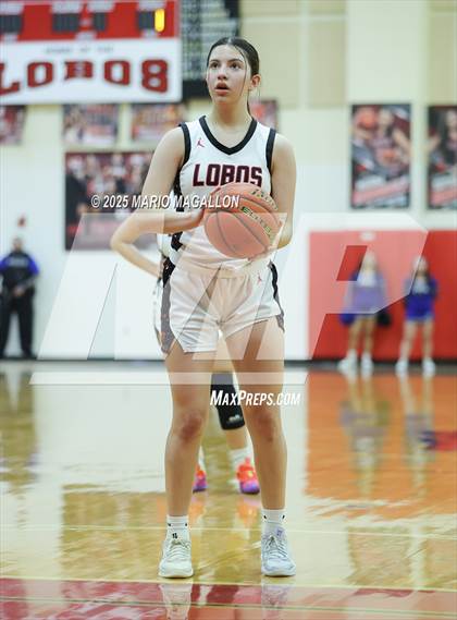 Thumbnail 1 in Vela @ Palmview (UIL Girls Basketball 5A D1 Area Playoff) photogallery.