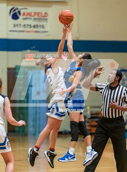 Thumbnail 1 in Greenfield-Central @ Indianapolis Bishop Chatard photogallery.
