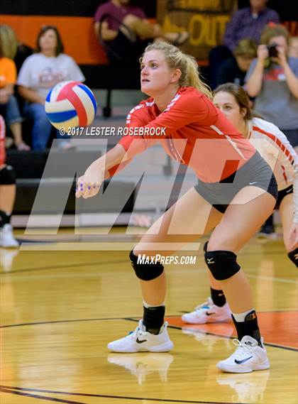 Thumbnail 1 in Jourdanton @ Karnes City photogallery.