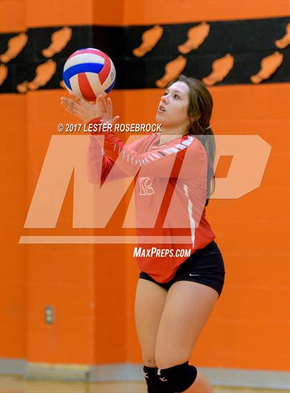 Thumbnail 1 in Jourdanton @ Karnes City photogallery.
