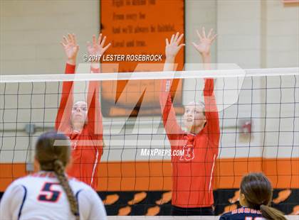 Thumbnail 1 in Jourdanton @ Karnes City photogallery.