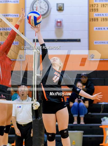 Thumbnail 2 in Jourdanton @ Karnes City photogallery.
