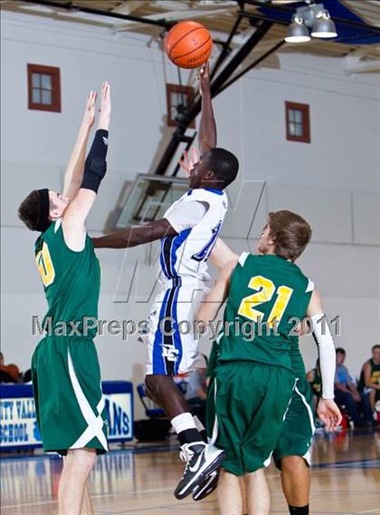 Thumbnail 3 in Boyd vs Dallas Christian (Trinity Valley Shootout) photogallery.