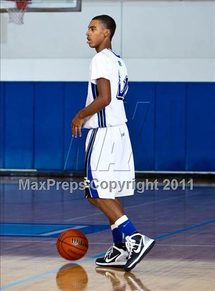 Thumbnail 1 in Boyd vs Dallas Christian (Trinity Valley Shootout) photogallery.