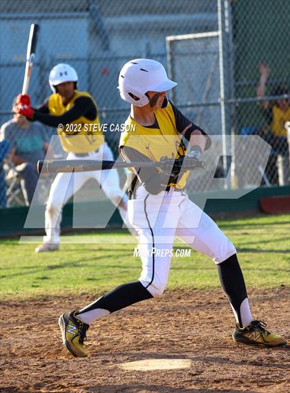 Thumbnail 2 in Folsom @ Del Oro photogallery.