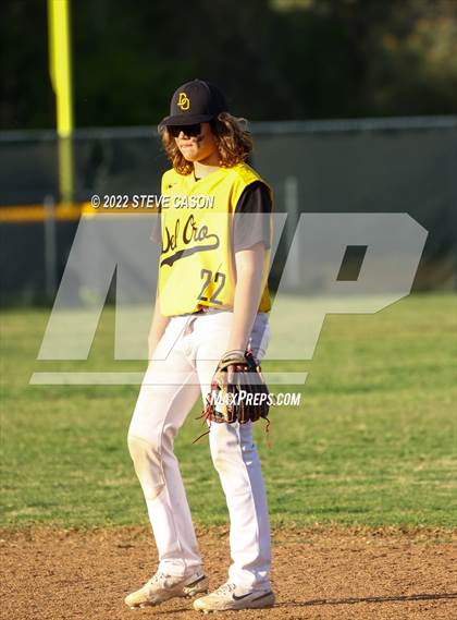 Thumbnail 2 in Folsom @ Del Oro photogallery.