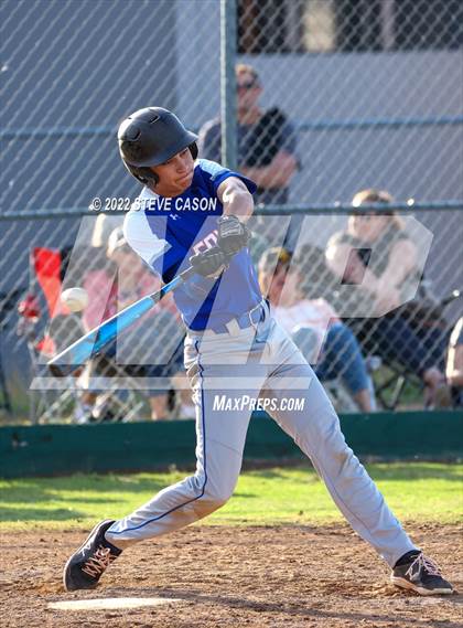 Thumbnail 2 in Folsom @ Del Oro photogallery.