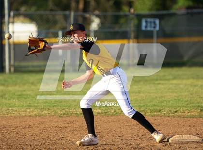 Thumbnail 1 in Folsom @ Del Oro photogallery.