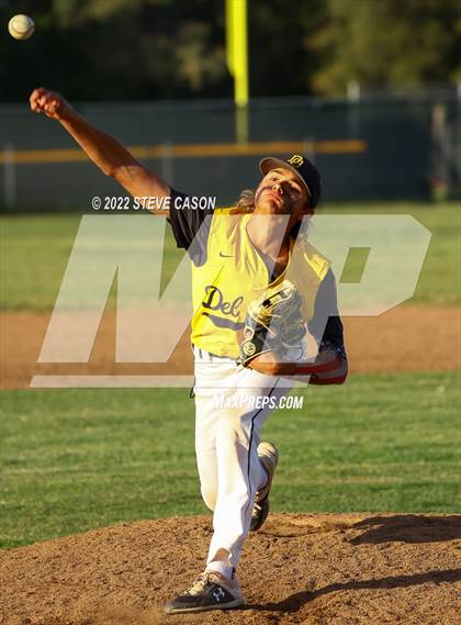 Thumbnail 1 in Folsom @ Del Oro photogallery.