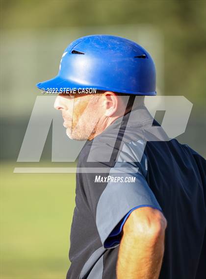Thumbnail 1 in Folsom @ Del Oro photogallery.